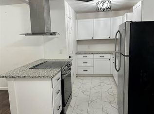 10442 Southport Dr, Houston, TX 77089