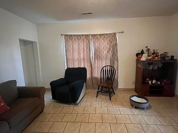 3rd image of 2523 Piedmont St