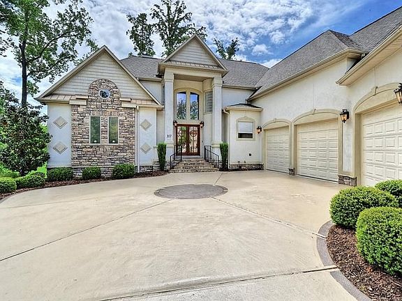 2nd image of 107 Misty Meadows Ct
