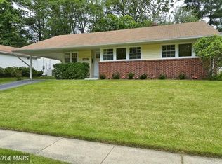 10007 Parkwood Dr, Bethesda, MD 20814