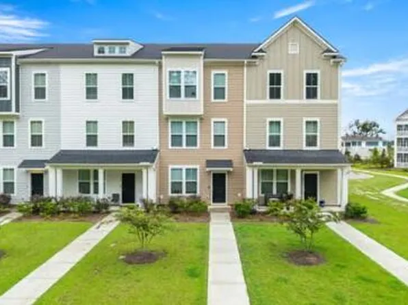 315 Herty Park Dr, Moncks Corner, SC 29461