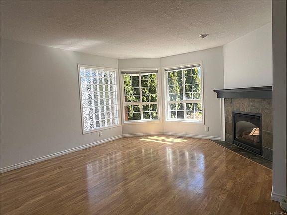 4th image of 5667 Carrington Rd