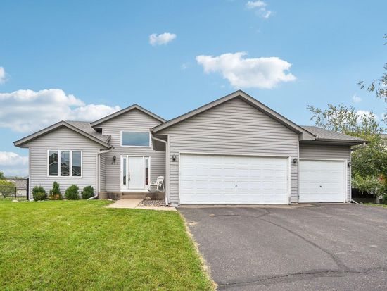 231 Plum Tree Ln, Somerset, WI 54025