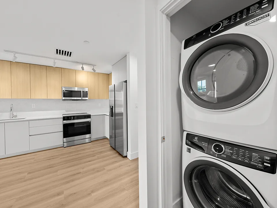 Leisure Apartments