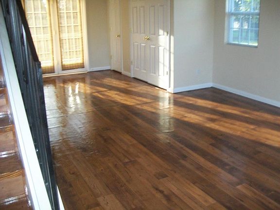 5th image of 3329B Moorewood Dr