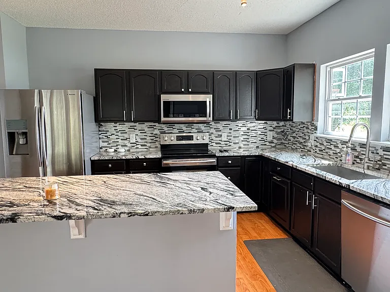 10105 Yosemite Ln — Photo 9
