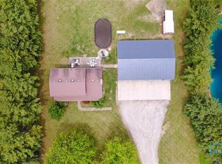 13914 Devils Hole Rd, Bowling green, OH 43402