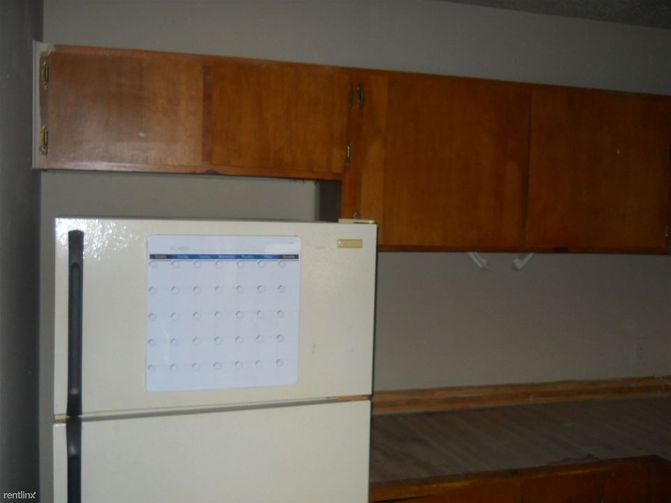 2nd image of 508 E Cherry St APT F