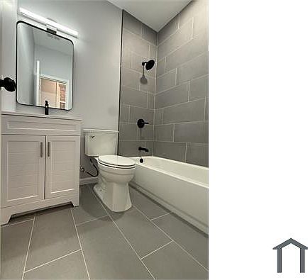 5th image of 1354 Girard St NW #B