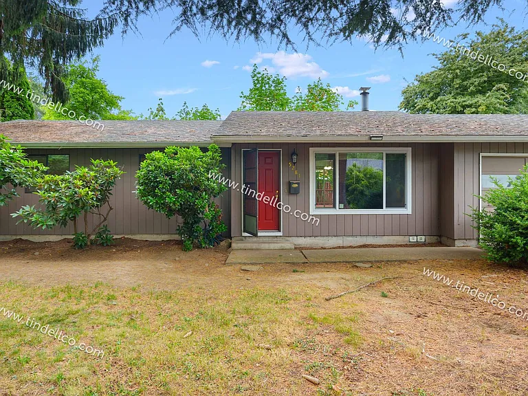5281 NE 57th Ave — Photo 3