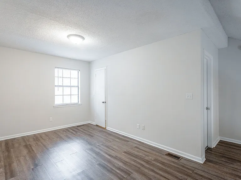 Amberwood Chalet: Modern Comfort in Chattanooga — Photo 21