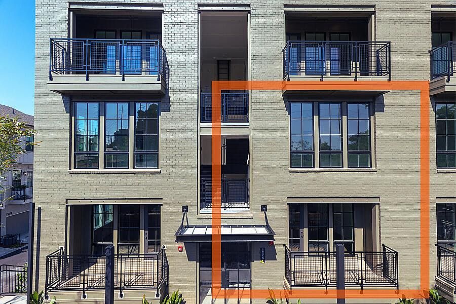 1st image of 123 Beardon Cir SE Unit 8