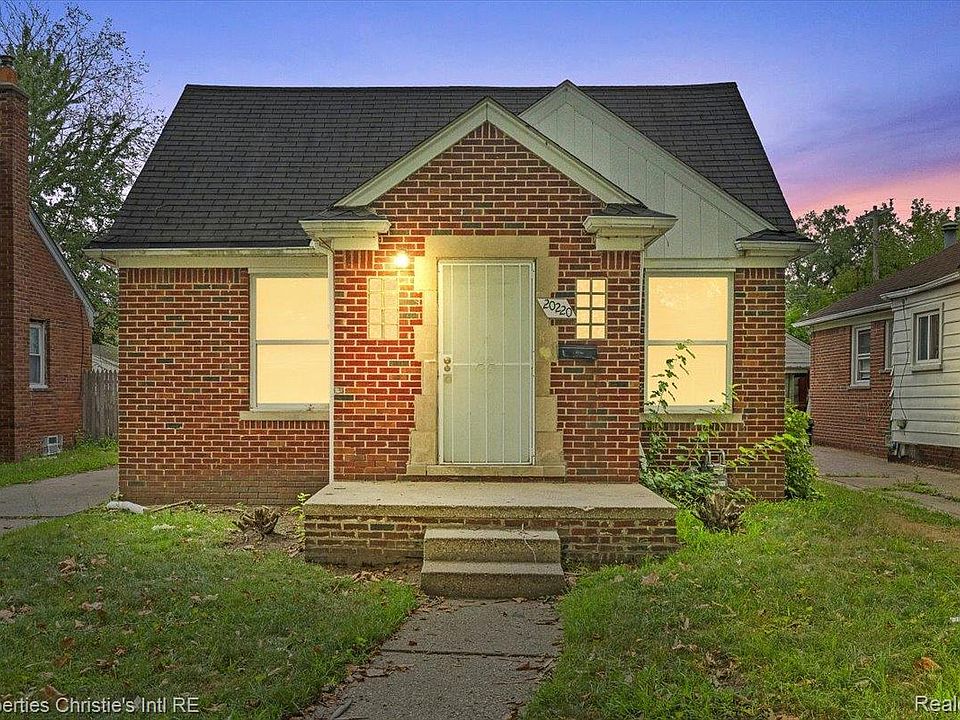 1st image of 20220 Glastonbury Rd