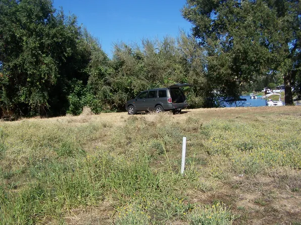 22556 N Marina Way, Cottonwood, CA 96022