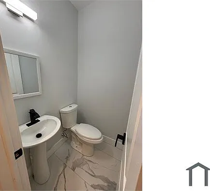 2249 N 12th St #4D — Photo 4