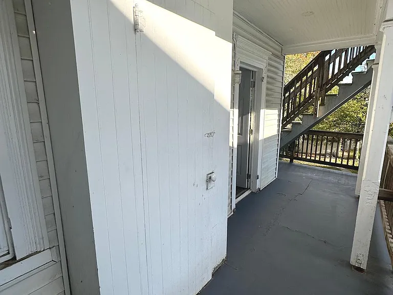 38 Wayside Ave #2 — Photo 3