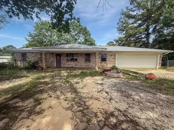 4549 Main St, Anacoco, LA 71403