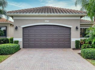 11679 Meadowrun Cir, Fort Myers, FL 33913