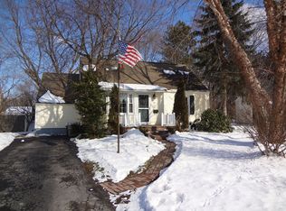 59 Homeland Rd, North Syracuse, NY 13212