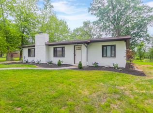 4403 W Pleasant Valley Rd, Parma, OH 44134
