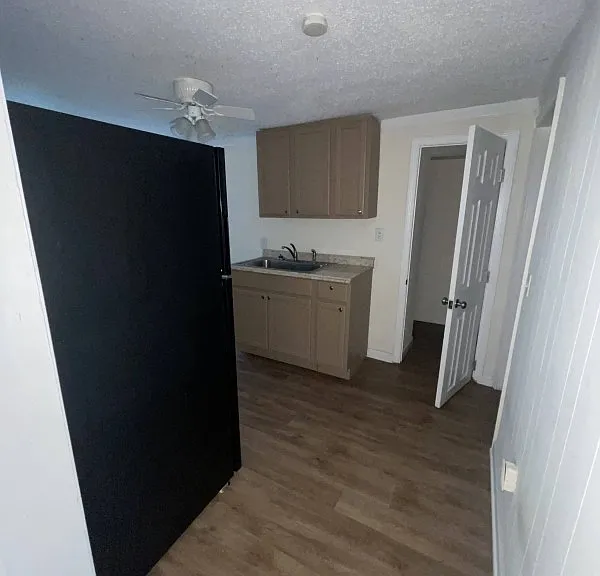 182 Chestnut St — Photo 7