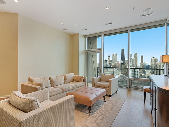 2nd image of 500 W Superior St Unit 2213