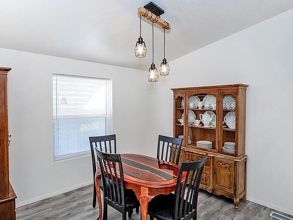 5th image of 13538 E 50th St
