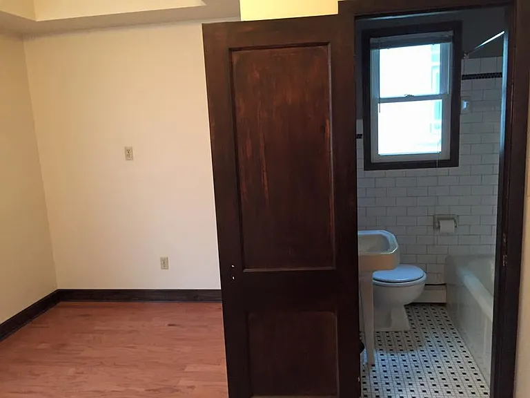2205 S Allis St — Photo 13