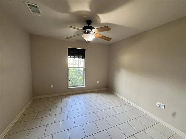 204 S General Pershing St — Photo 7