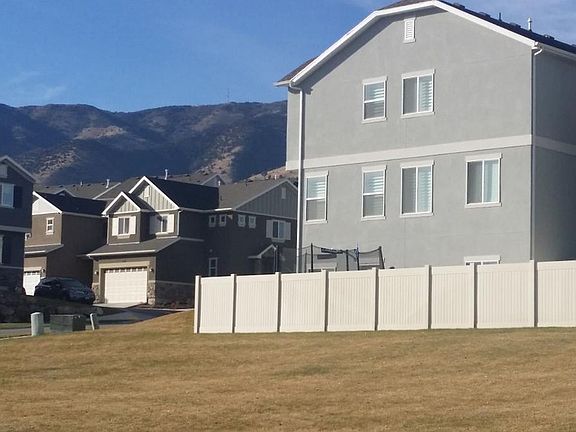 5th image of 252 W Willow Creek Dr