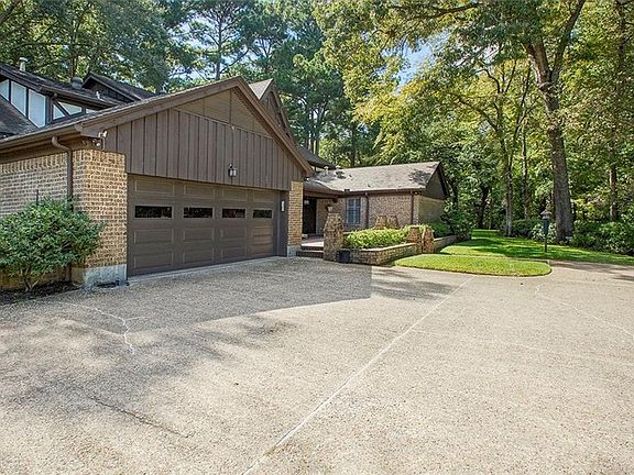2nd image of 520 Princeton Dr