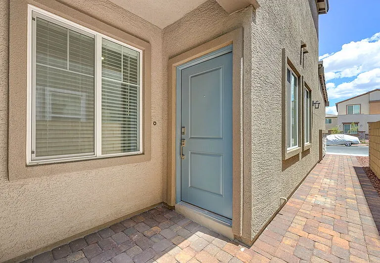 561 Preston Crest St — Photo 6