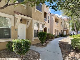 9975 Peace Way, Las Vegas, NV