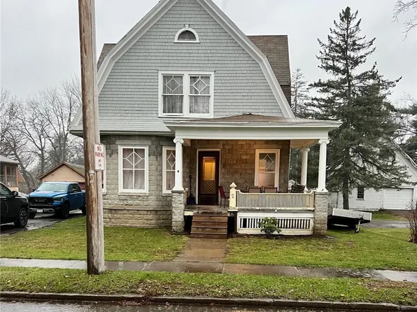 2 Union St, Sherburne, NY 13460