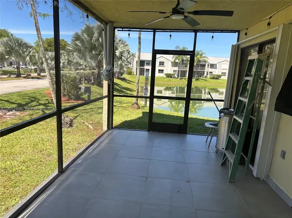 1042 Adams Ave #1042B, Homestead, FL 33034