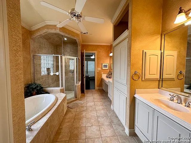 402 Cameron Cir — Photo 19
