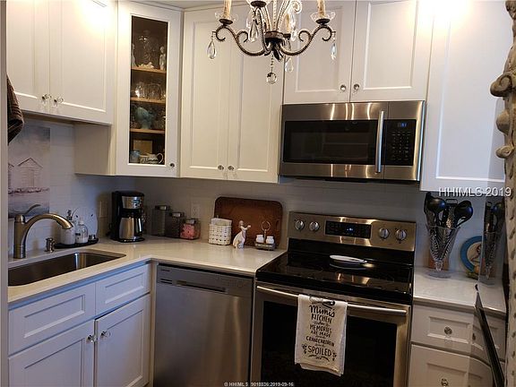 3rd image of 663 William Hilton Pkwy