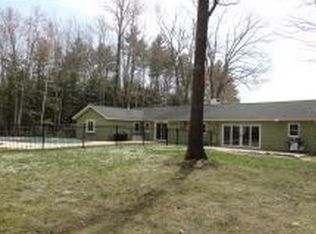 26 Dream Lake Dr, Amherst, NH 03031