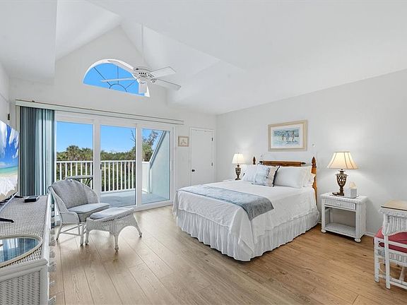 5th image of 6800 Placida Rd #Townhouse 4