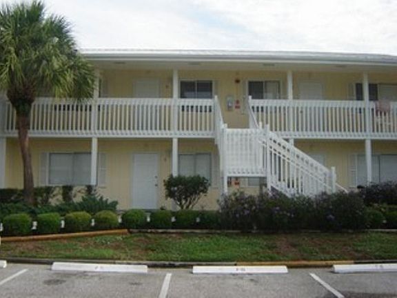 3rd image of 4631 Bayshore Dr APT L4