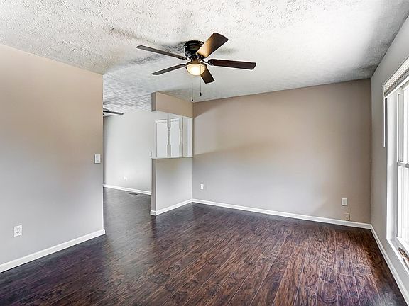 4th image of 2064 Gayhart St