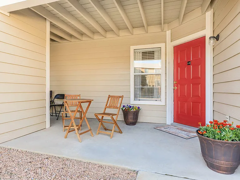 Spacious Patio