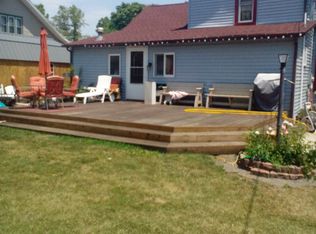 401 N Riverside Dr, Winamac, IN 46996