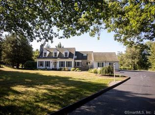 4 Deepwood Dr, Norwich, CT 06360