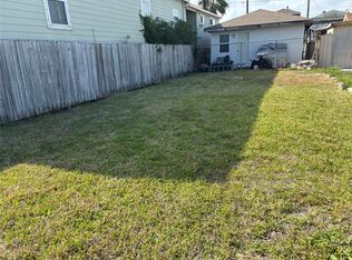 5306 Avenue L, Galveston, TX 77551