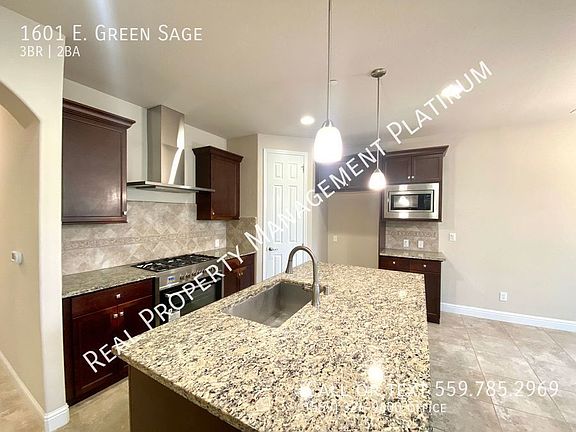 3rd image of 1601 E Green Sage Ave