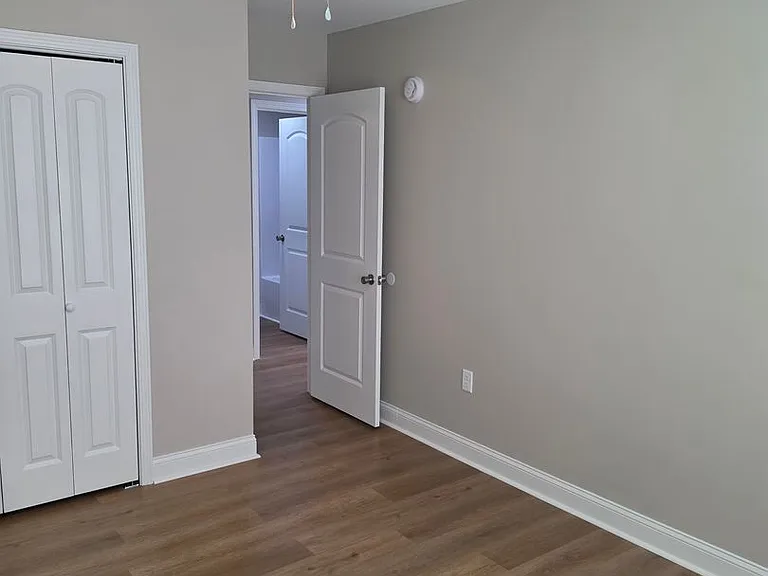 317 Gause St — Photo 15