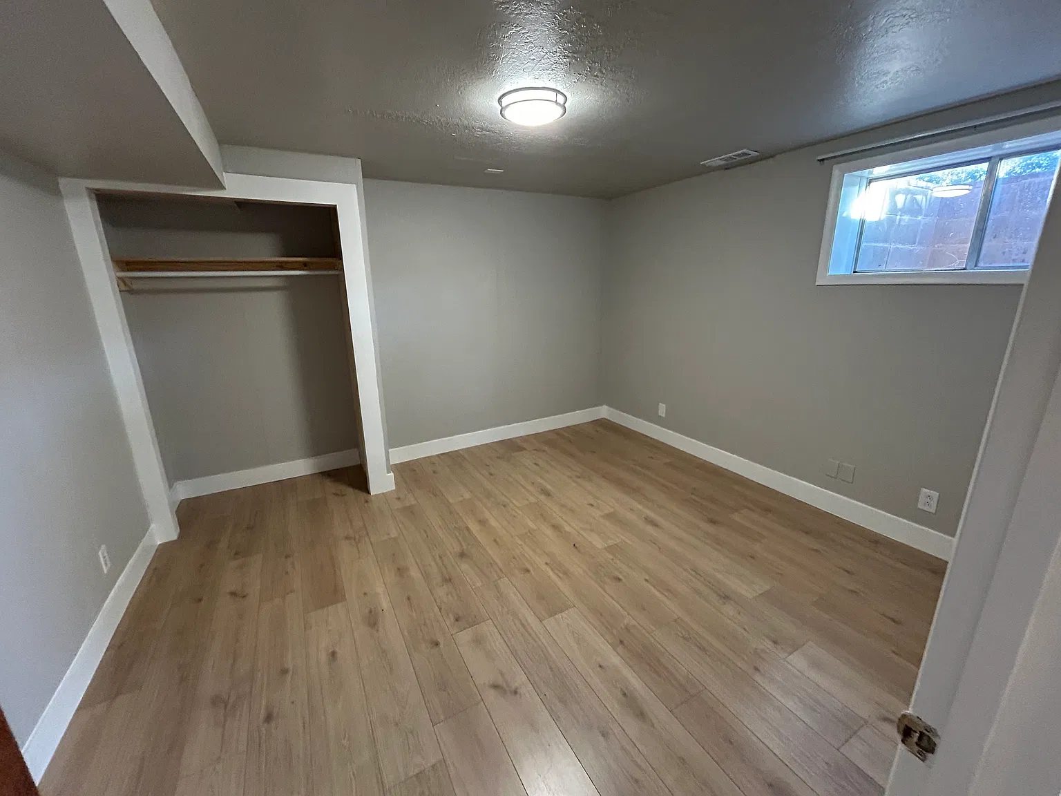 3 bed, $1,150 — Photo 4