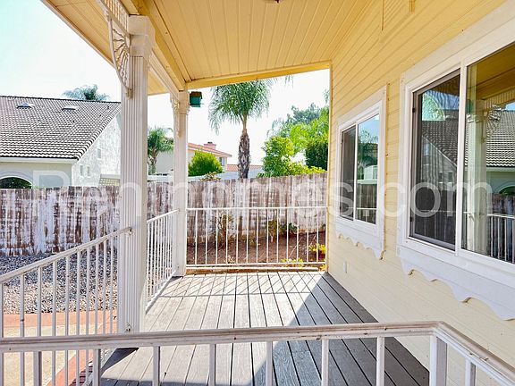 4th image of 23745 Moonglow Ct