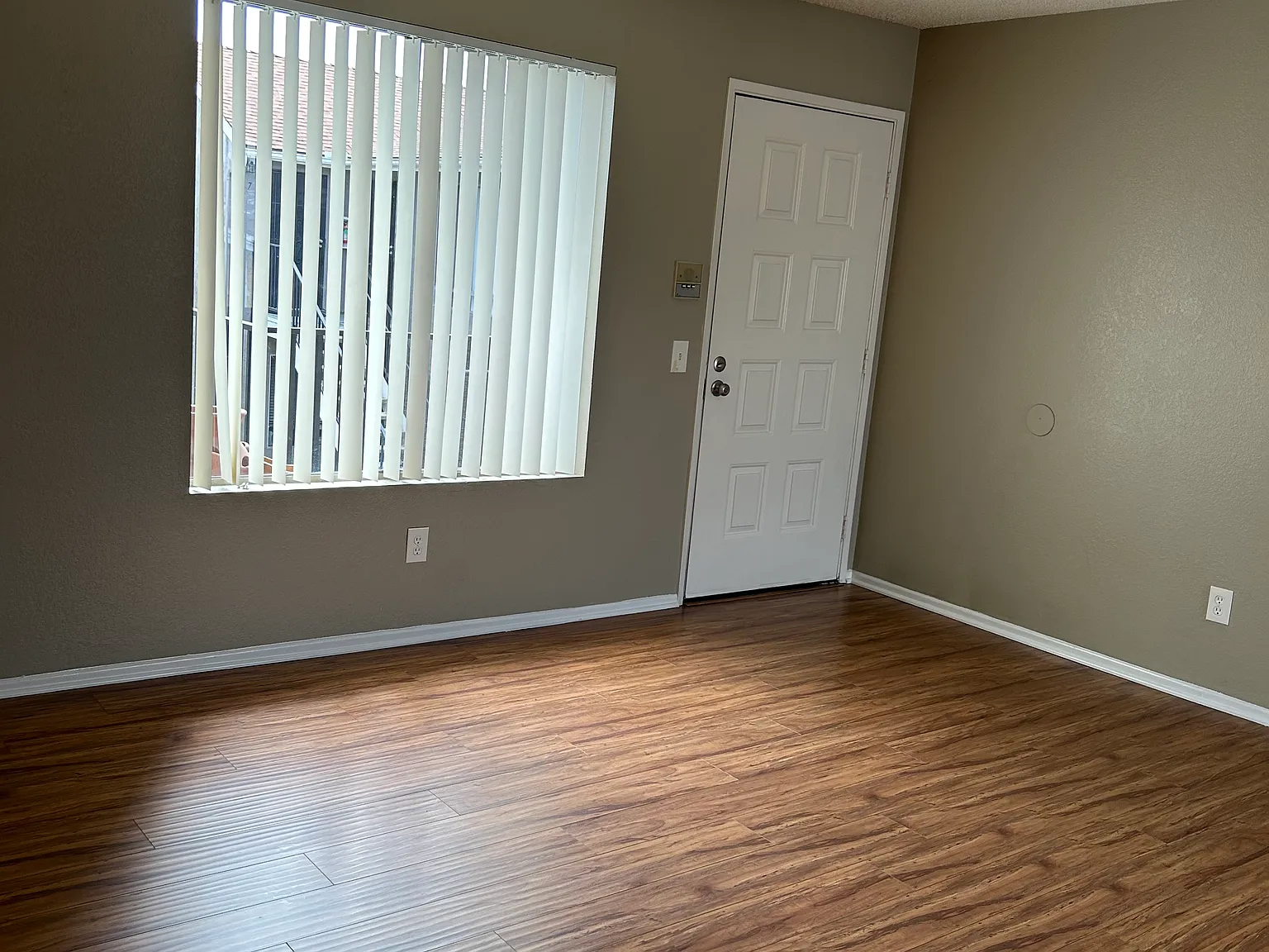 32nd Street Apartments — Photo 3